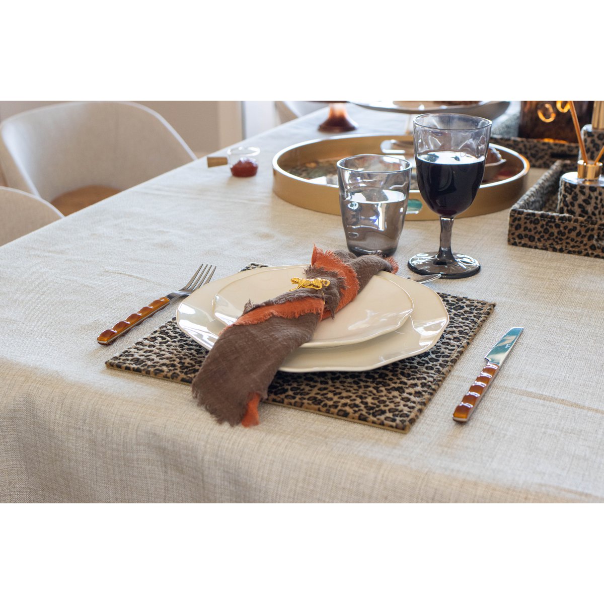 Leopard plate 30x30x0.5cm
