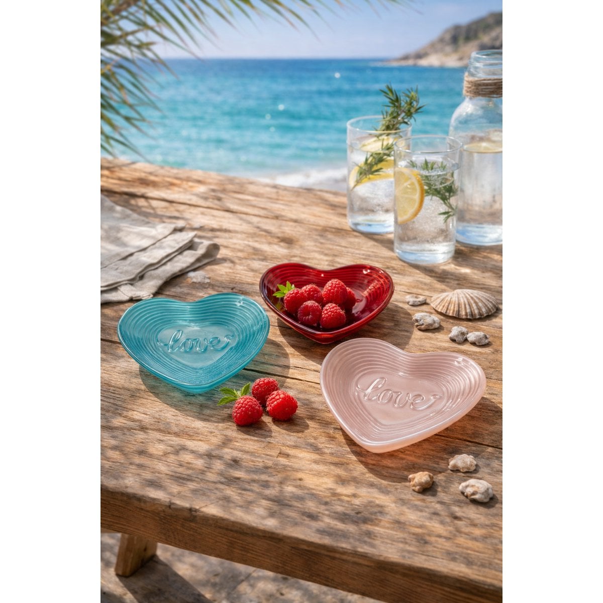 Turquoise heart dish14x13x2cm