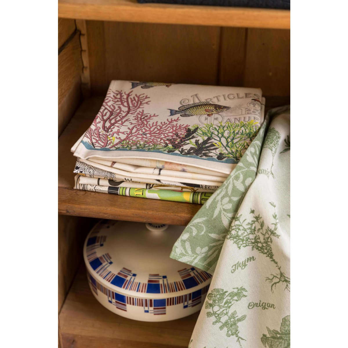 Coastal Path Tea Towel Ecru 48 x 72