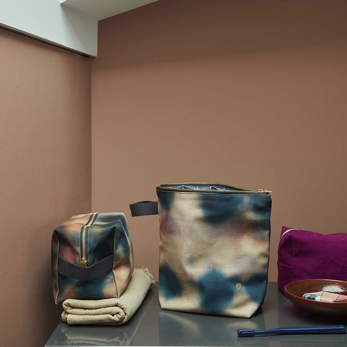 Iona Sasha Multicolored toiletry 28 x 23 x 10