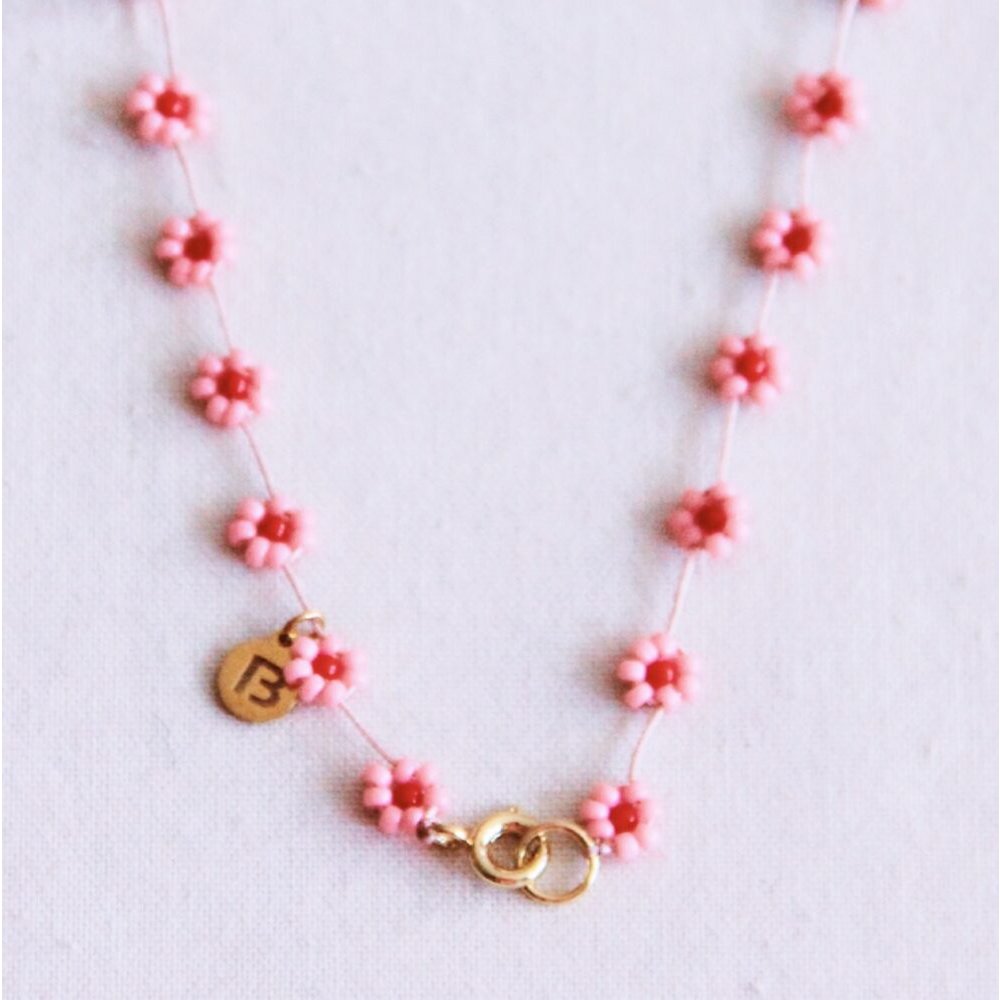 Daisy flower necklace - pink/red