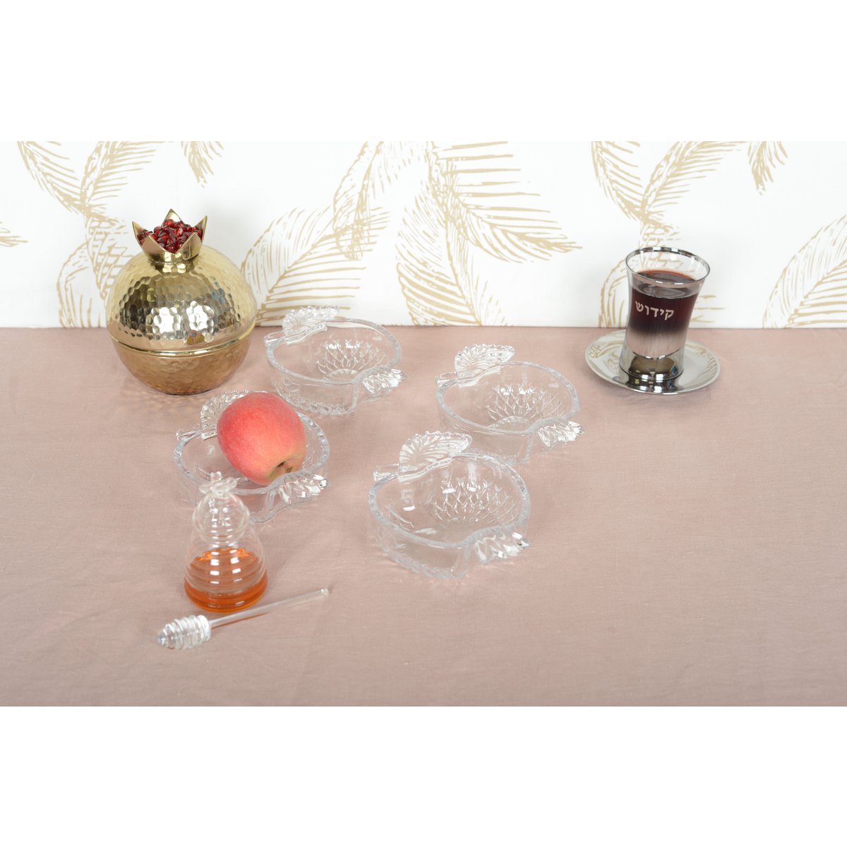 APPLE GLASS CUPS 16.5X12.2X4.5CM - SET OF 4