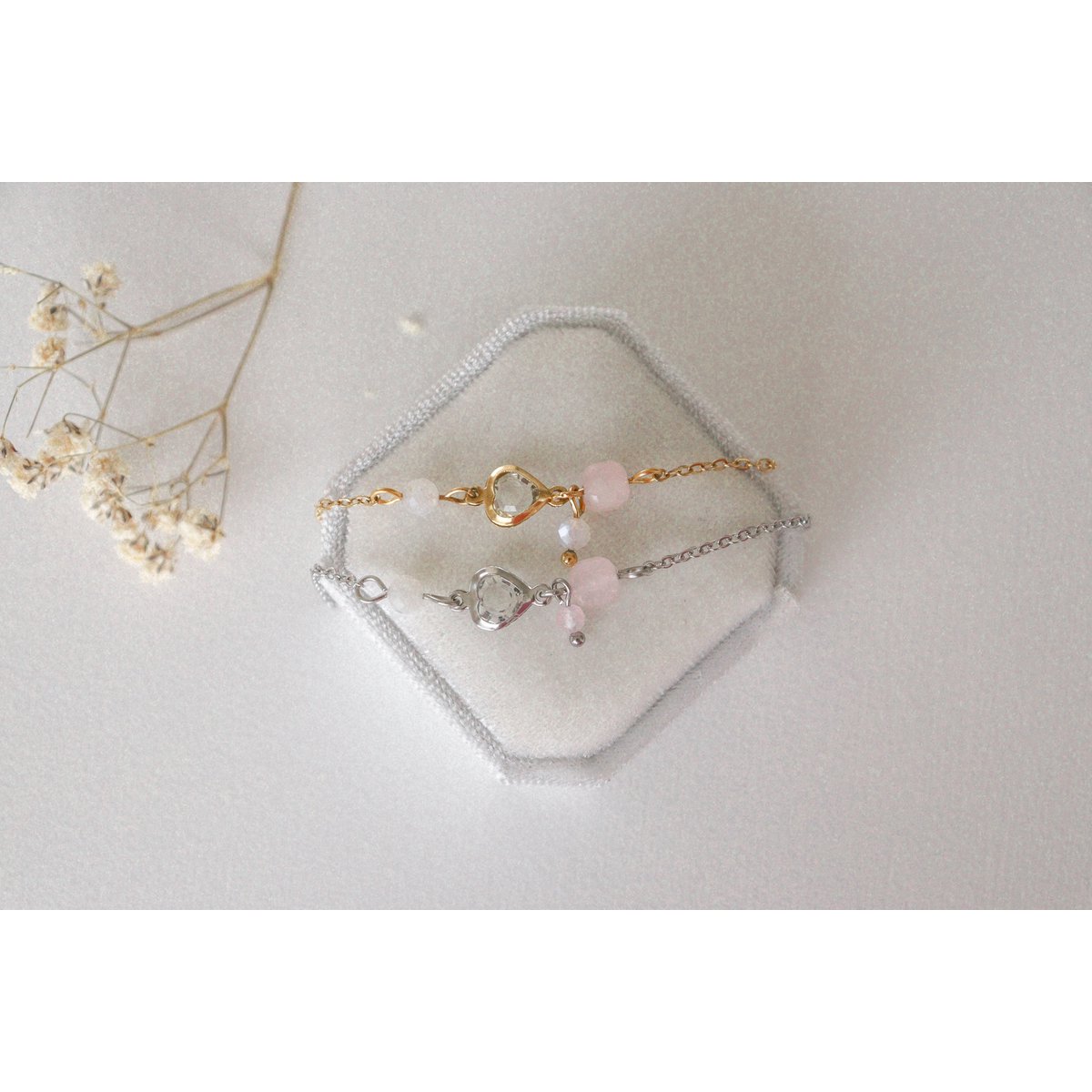 Crystal heart, moonstone and rose quartz bracelet - gold