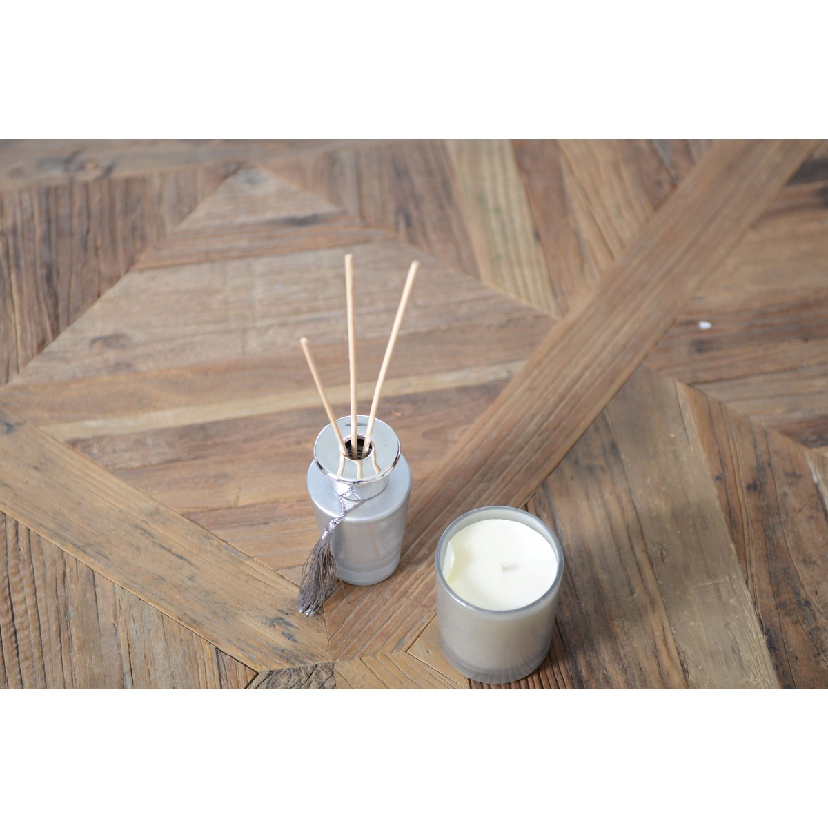 Silver candle Vanilla perfume 7x7x8cm