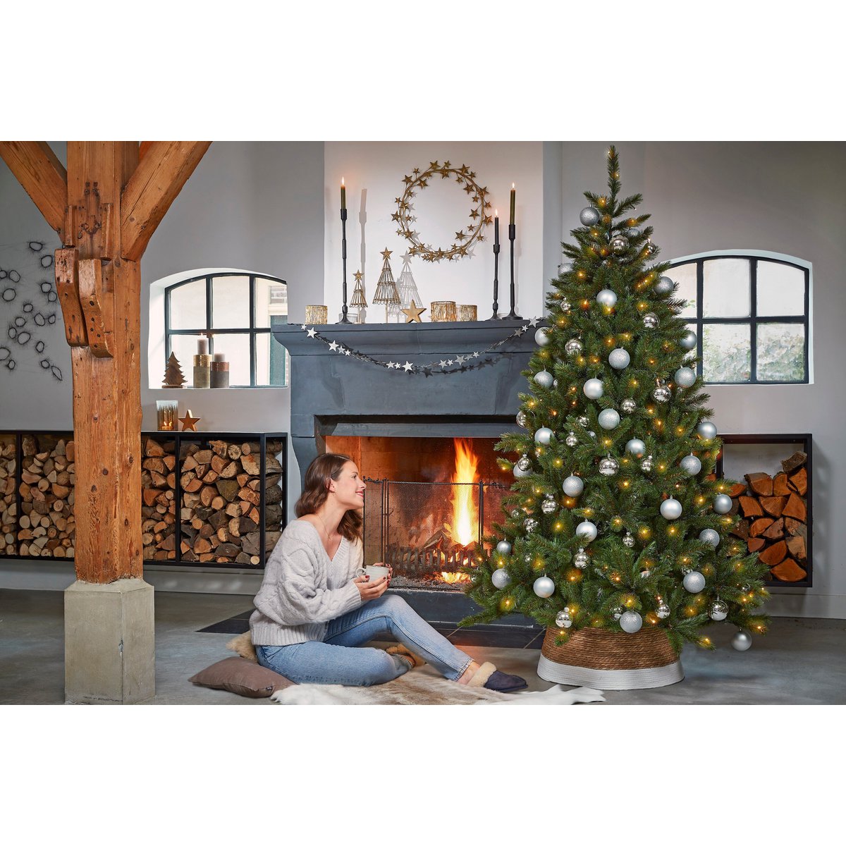 Christmas tree skirt Off-white