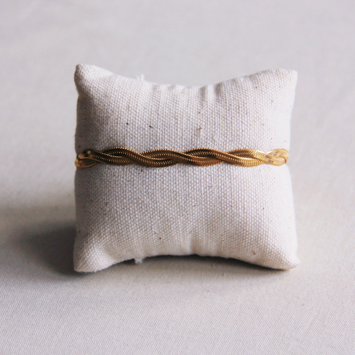 SA860 - Stainless steel braided snake bracelet - gold
