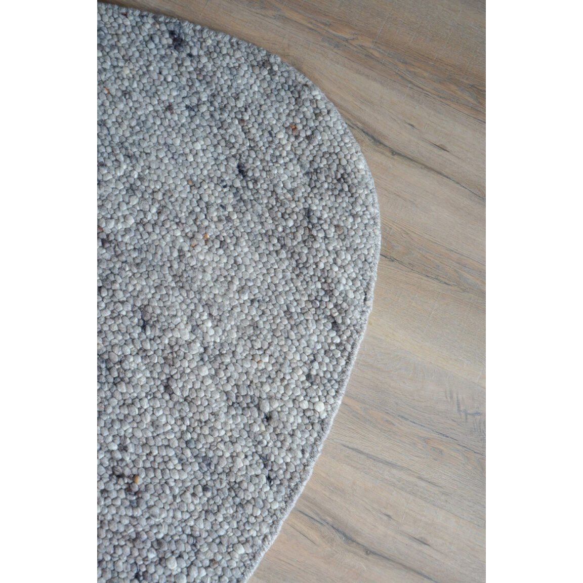 Rug Stone Light Gray 421 - pebble -shaped 200 x 280 cm