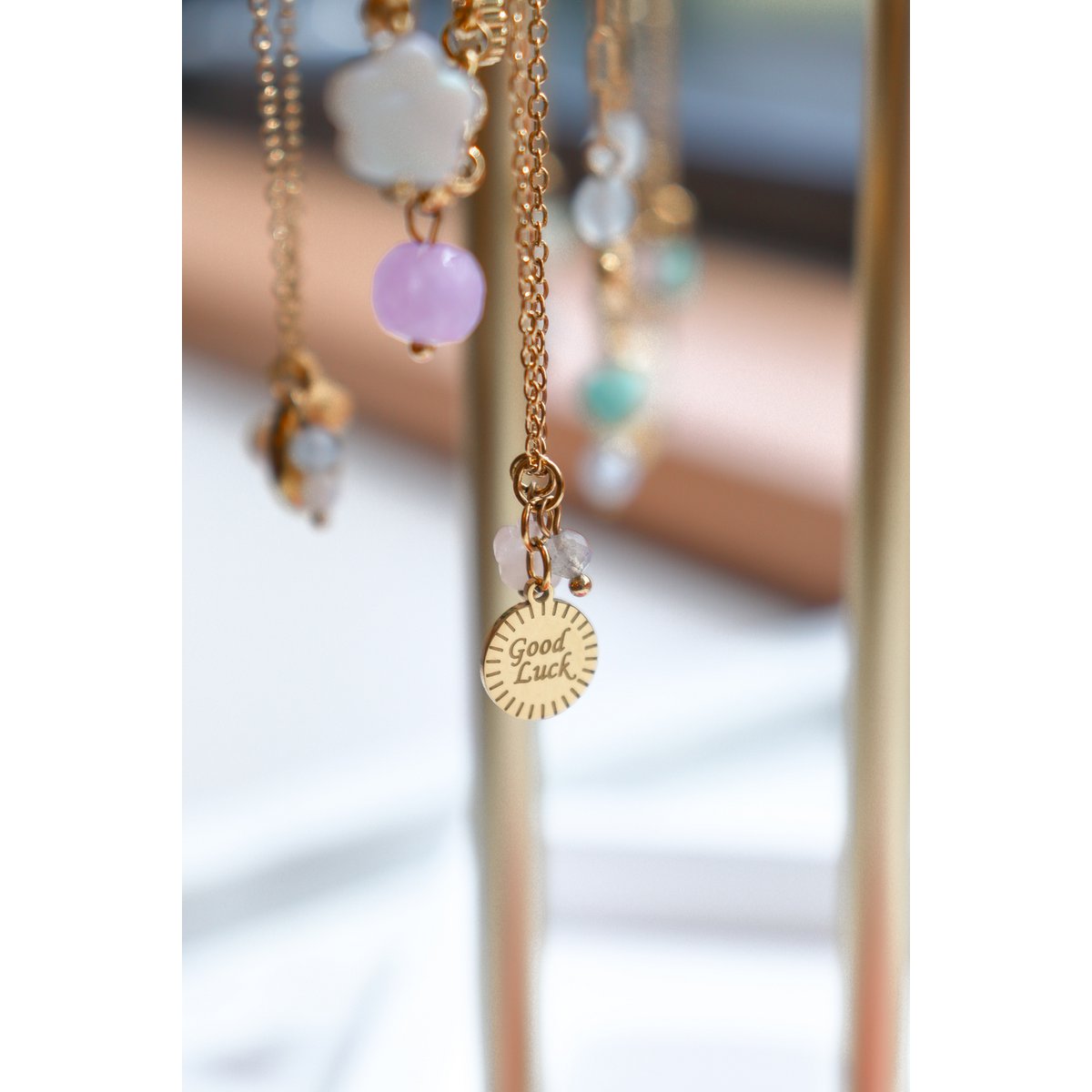 Good Luck Rose Quartz Flower & Labradorite Necklace - Gold
