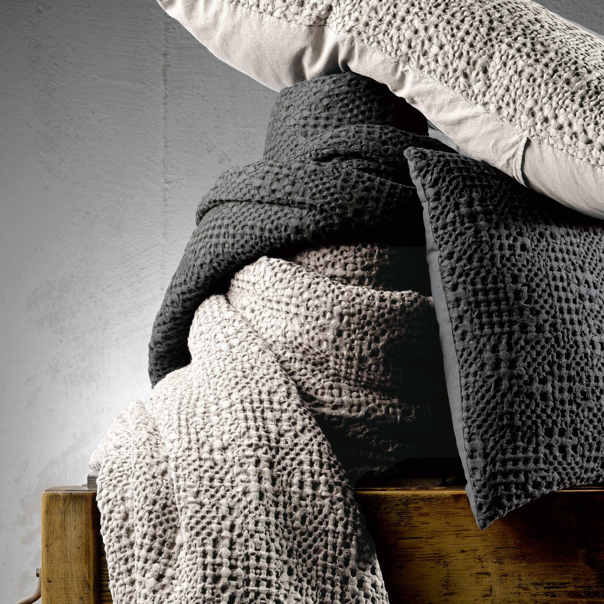 Throw Stonewashed Tana Chalk 260 X 260