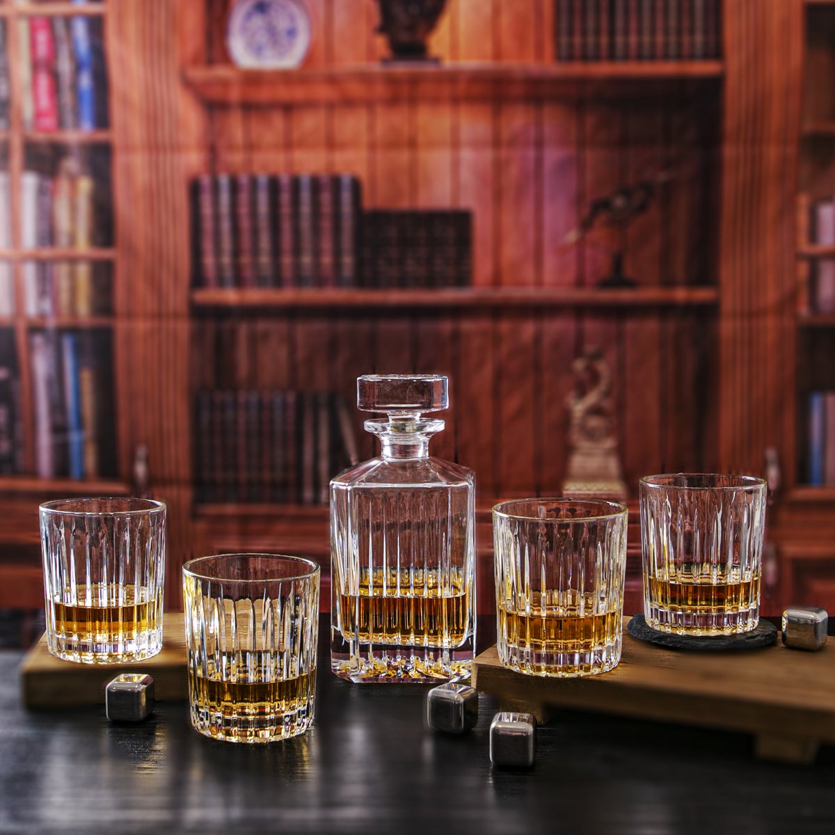 Glass whiskey set with carafe 850ml and 4 glasses 300ml