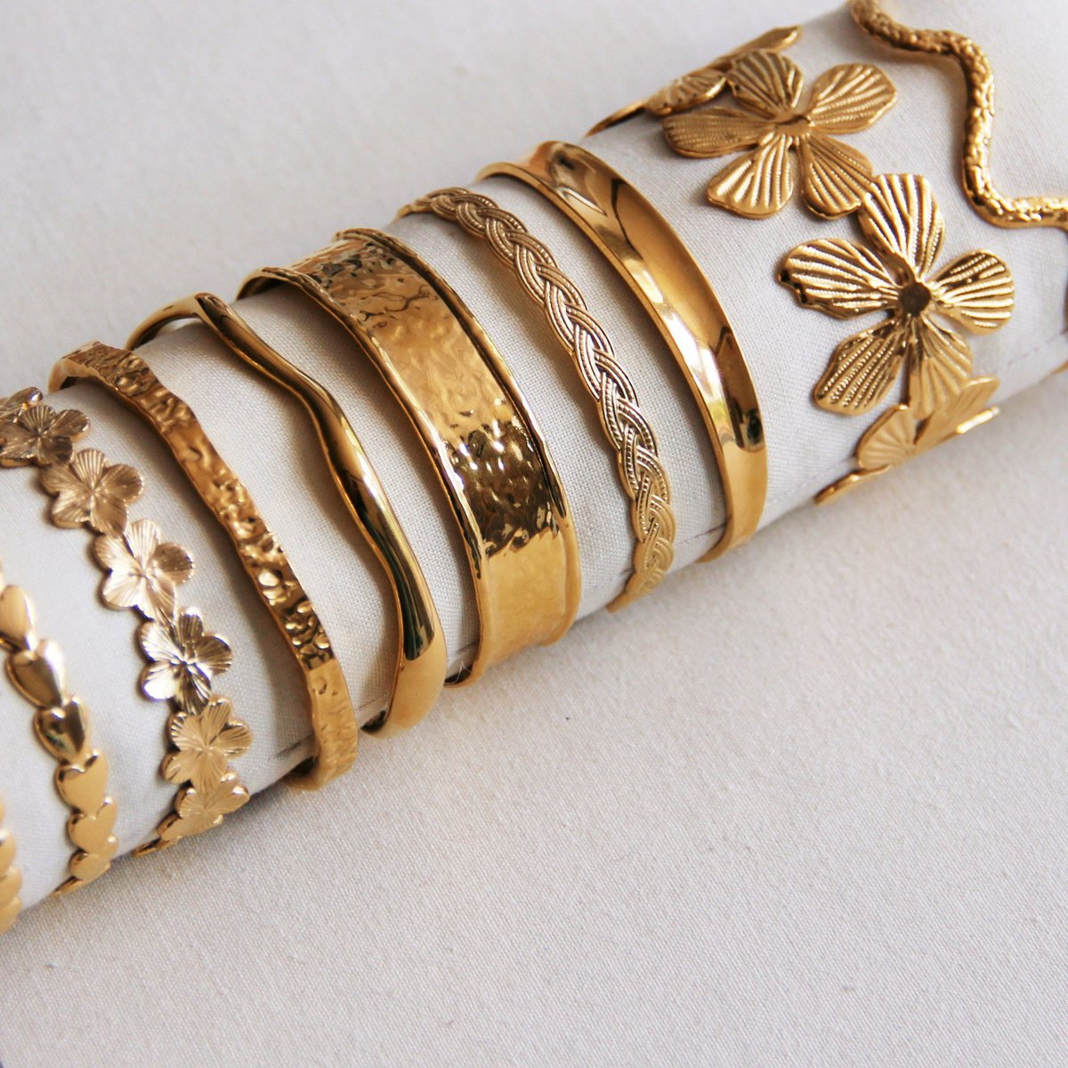 Bangle print - gold