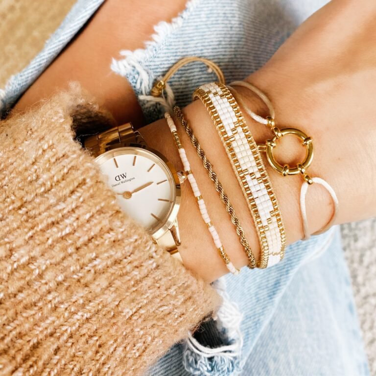 SA840: Steel "twisted" bracelet small – gold
