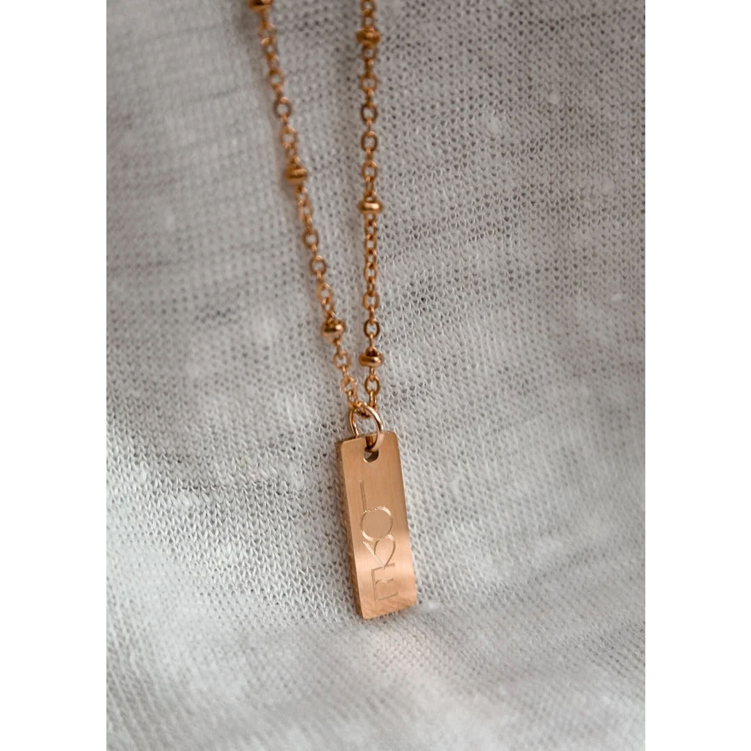 Necklace LOVE Engraving Picture - Rosé