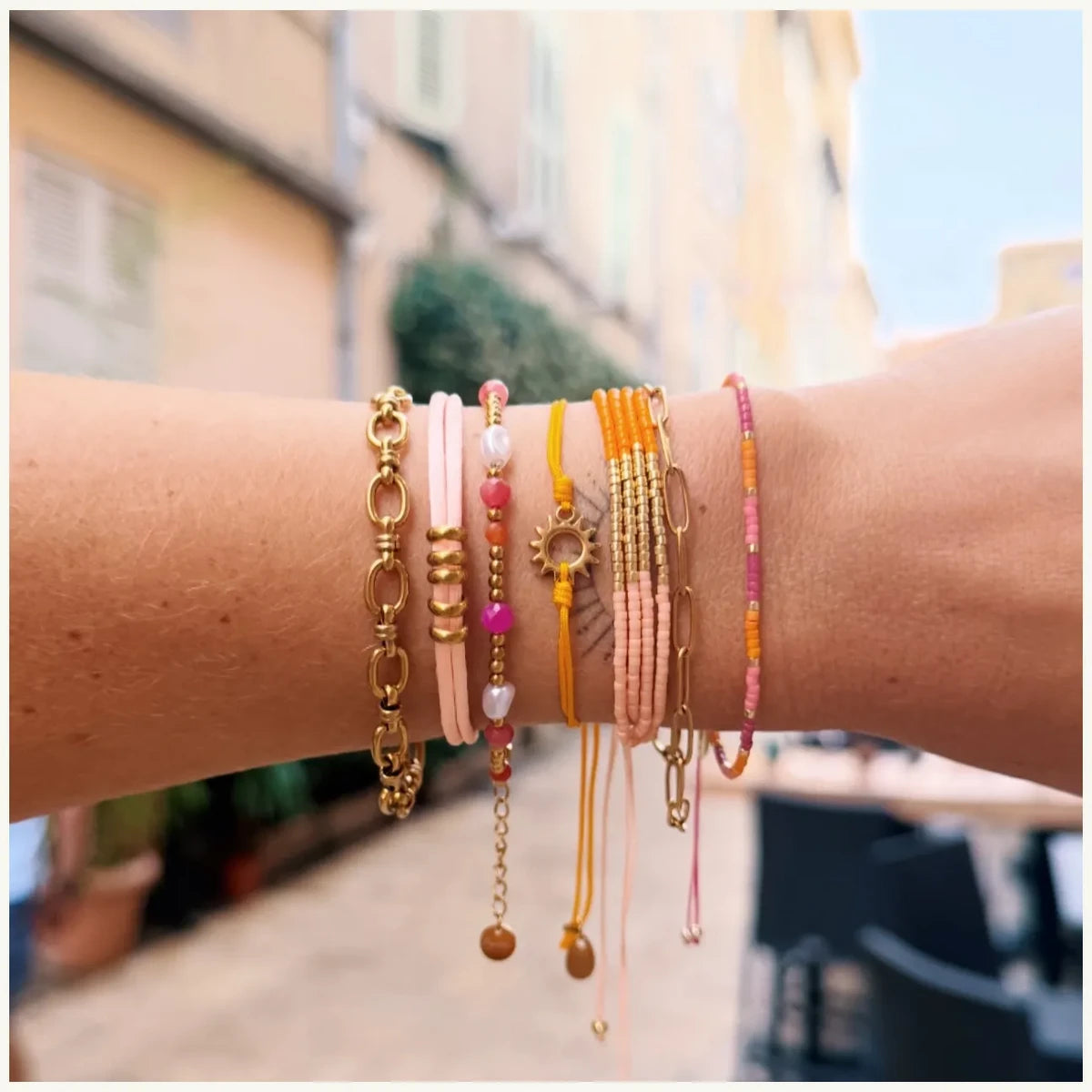 Satin bracelet with sun - yellow
