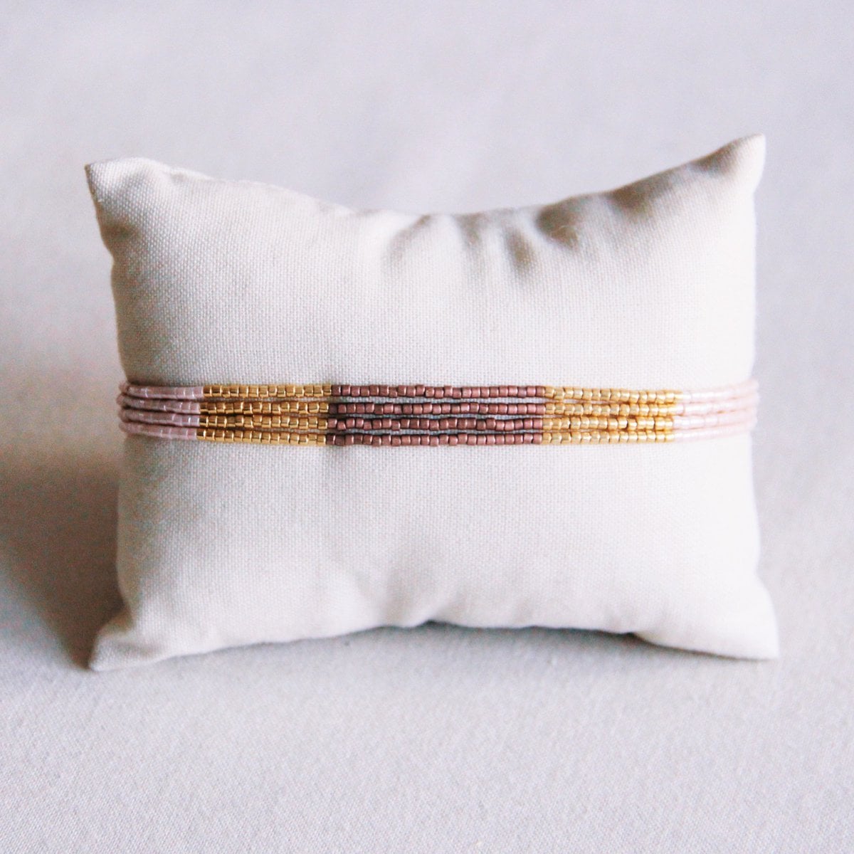 Quadruple miyuki bracelet - nude/taupe/gold plated
