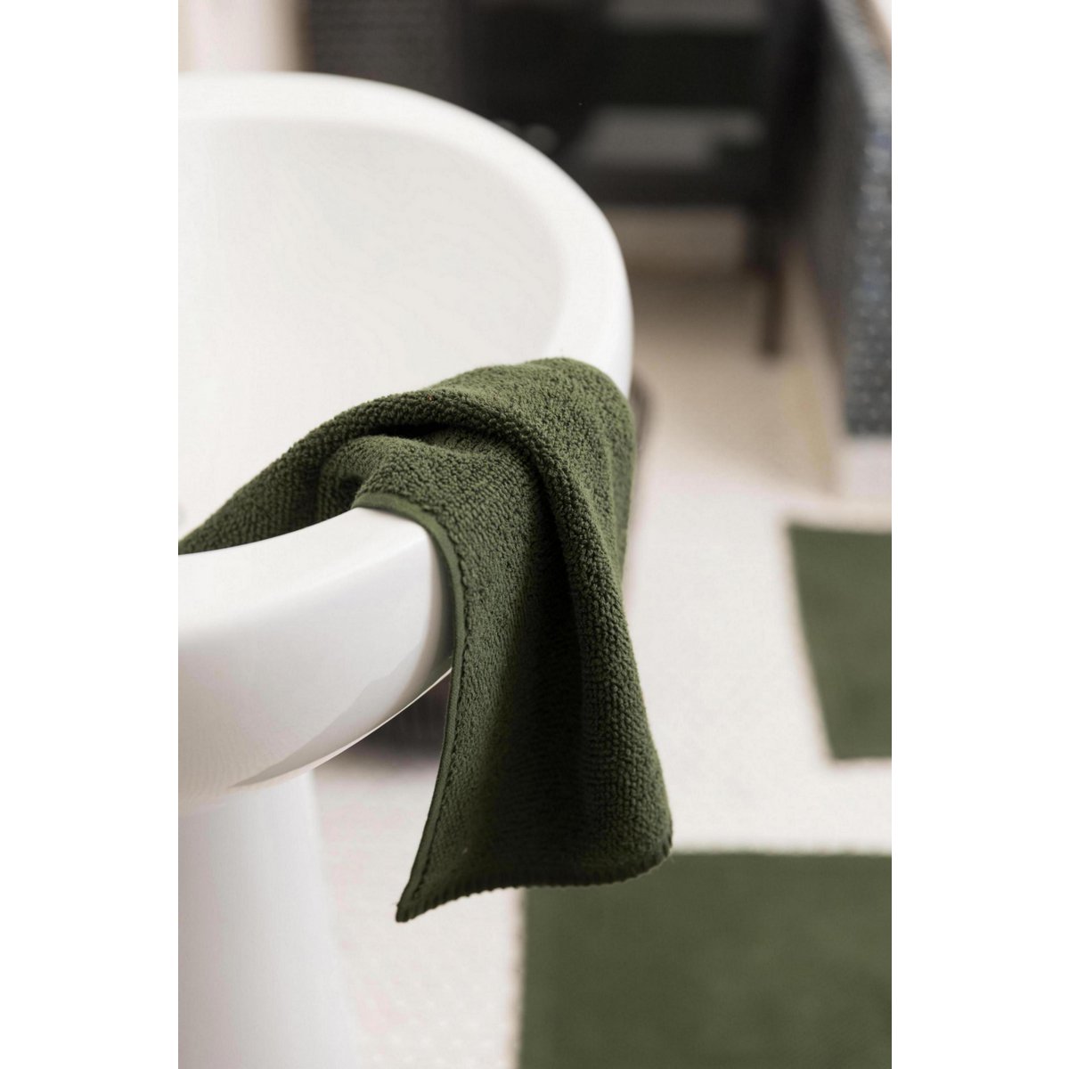 Bora Rosemary shower sheet 70 x 130