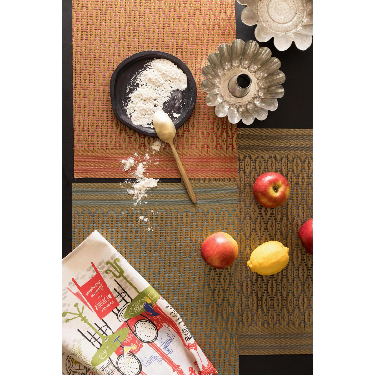 Kadra Peacock/gold placemat 33 x 45