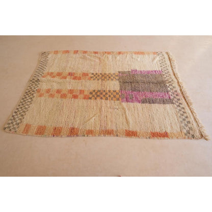 Pure wool Moroccan Berber rug 147 x 223 cm