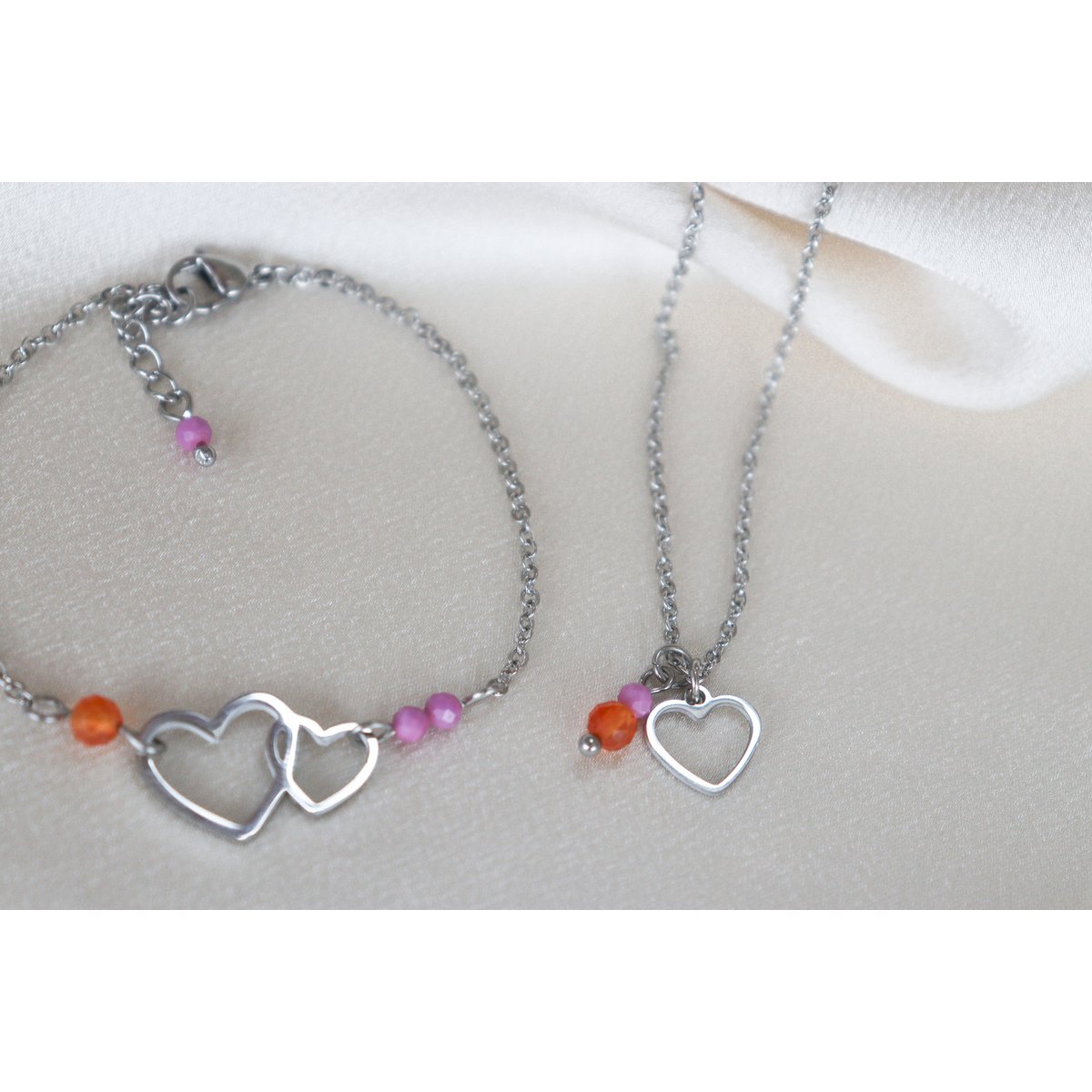 Loving and brave chain - Silver