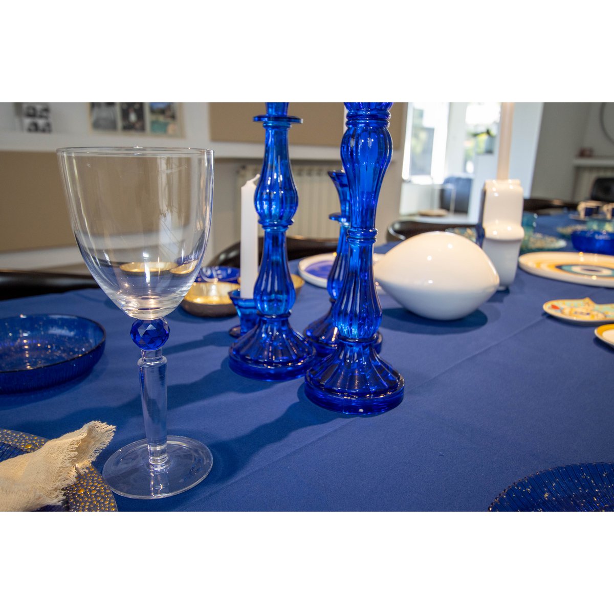 Wine glasses with blue diamond foot - Lot of 4