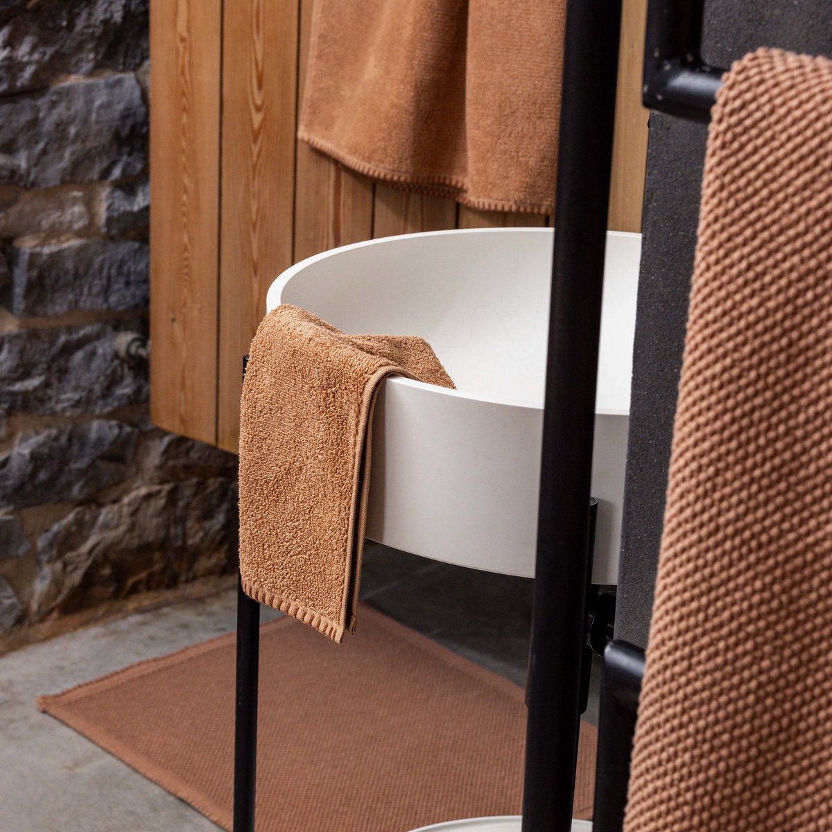 Etia Cinnamon Bath Rug 54 x 110