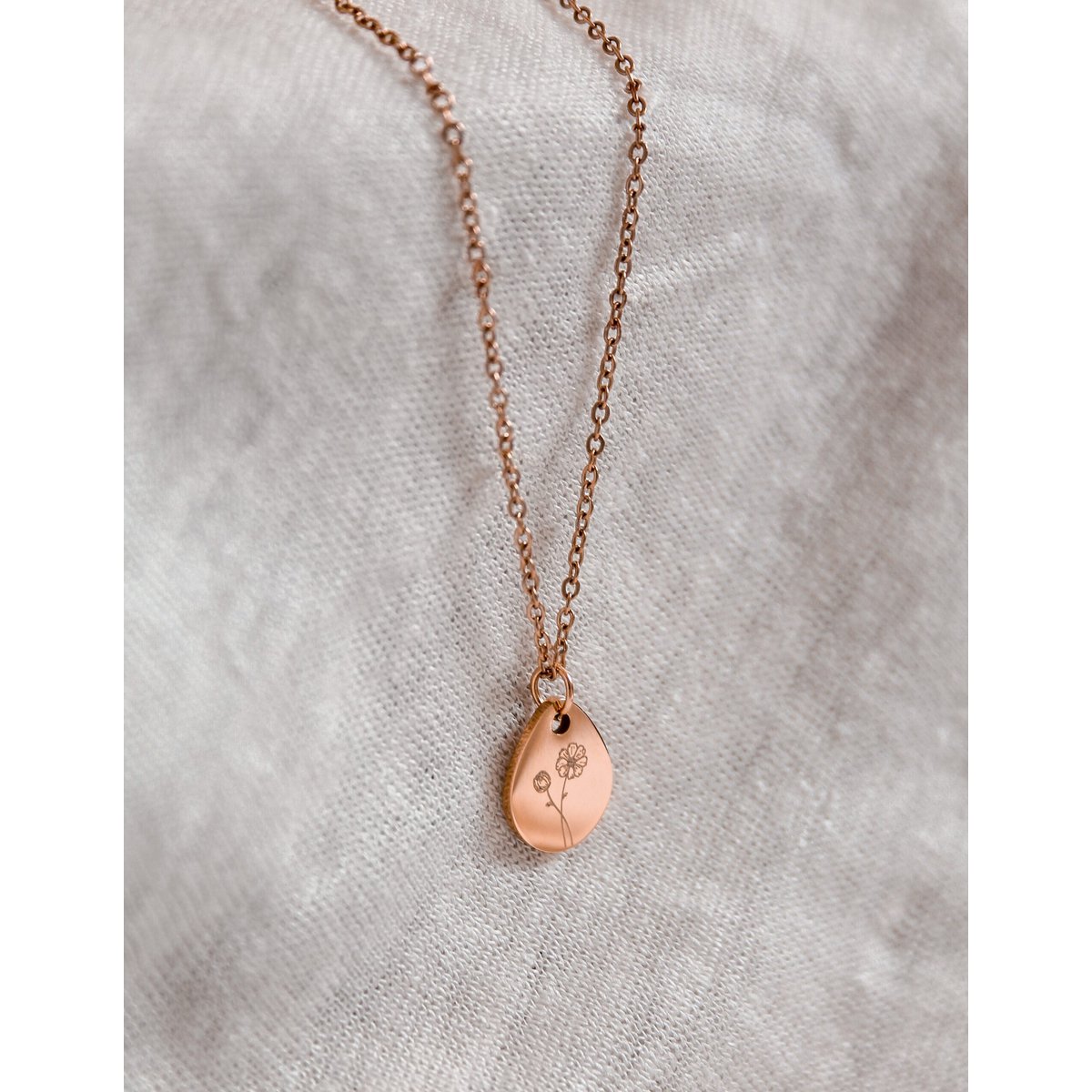 Birth Flower Necklace - Rose Gold (can be ordered per month)
