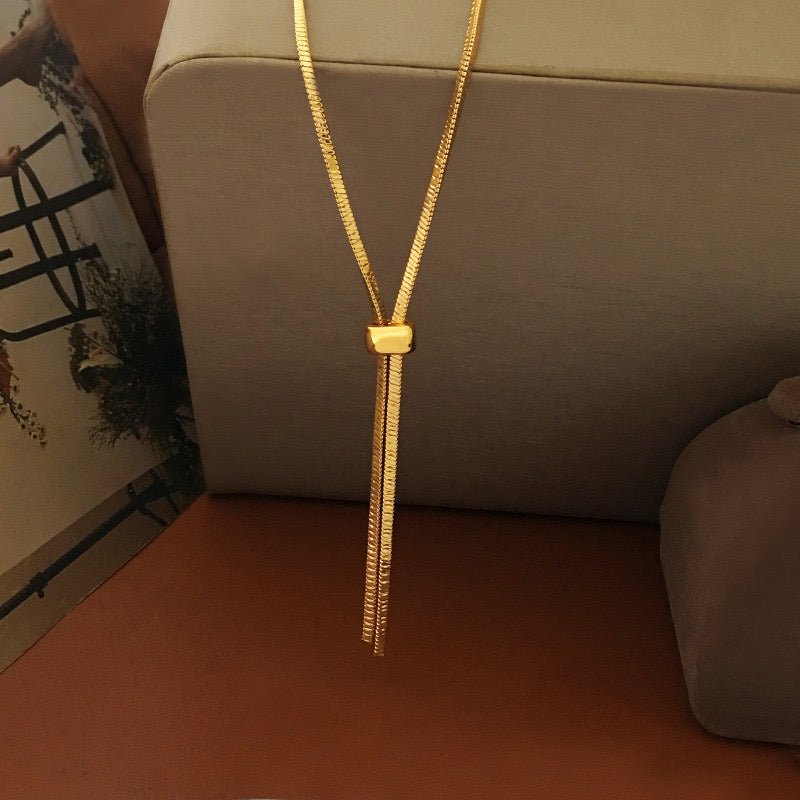 Minimalist Triangle Bone Chain Pull-Out Necklace