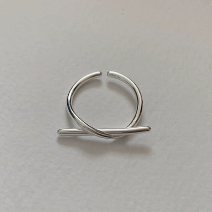 Minimalist Knot Ring – 925 Sterling Silver