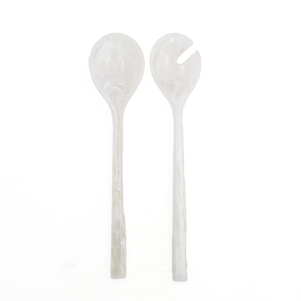 White resin salad covered