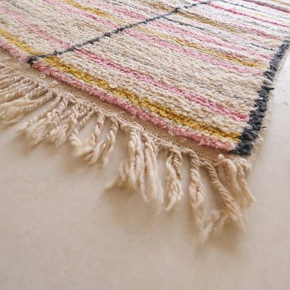 Pure wool Moroccan Berber rug 176 x 262 cm