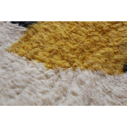 Pure wool Moroccan Berber rug 167 x 247 cm