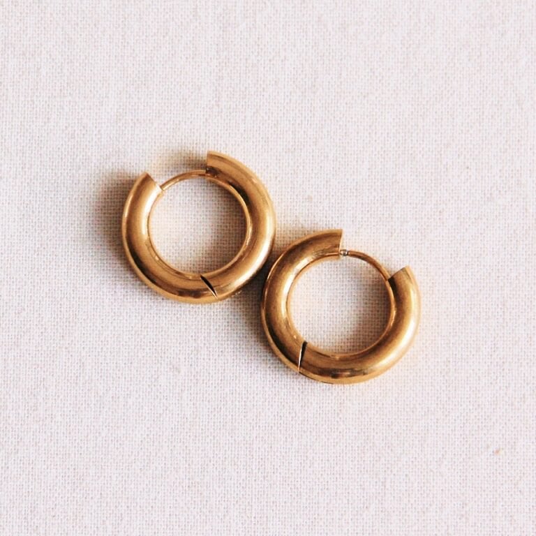 EA516: Stainless steel wide creole 16mm - gold