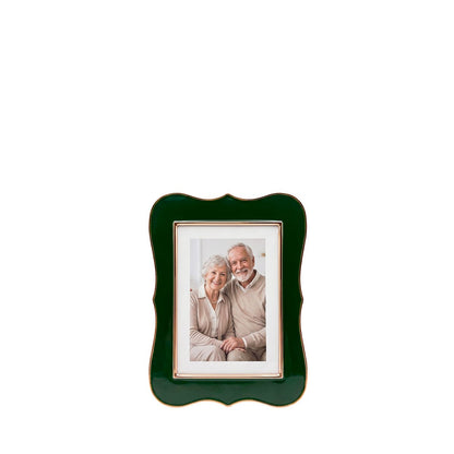 Green and gold frame 13x18cm