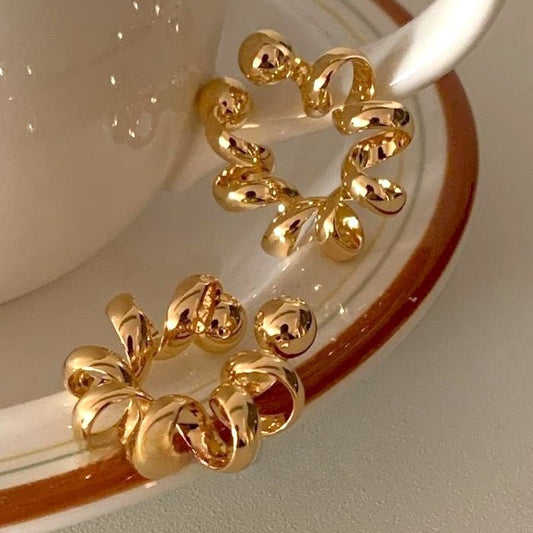 Unique Wire Design Ear Cuff-One Piece