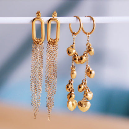 Oval earring with chain