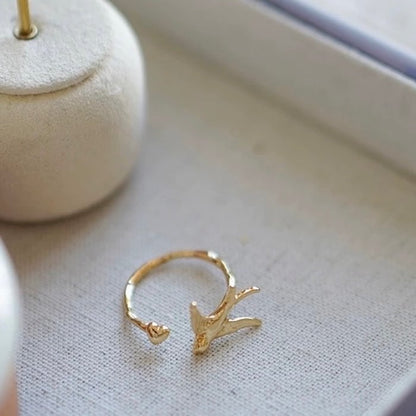 Artistic Swallow Bird Ring