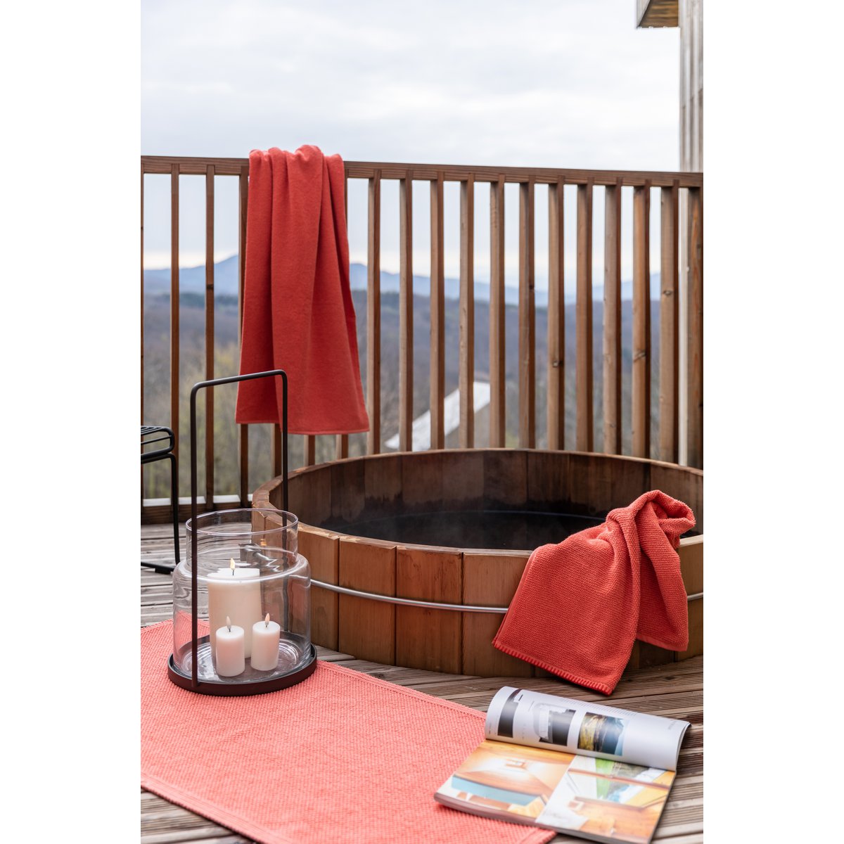 Bora Coral bath towel 90 x 150