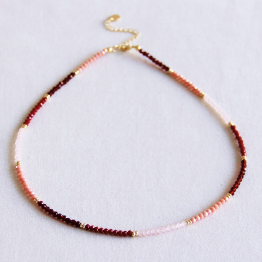 Faceted necklace - burgundy/pink