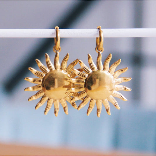 Earring with XL sun