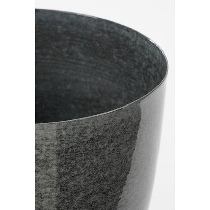 Flowerpot inside James Gray