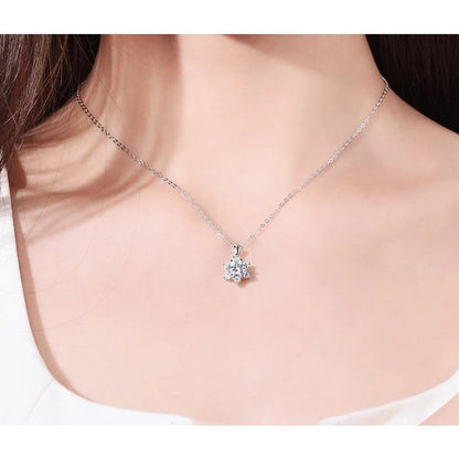 Luxurious Moissanite Snowflake Necklace