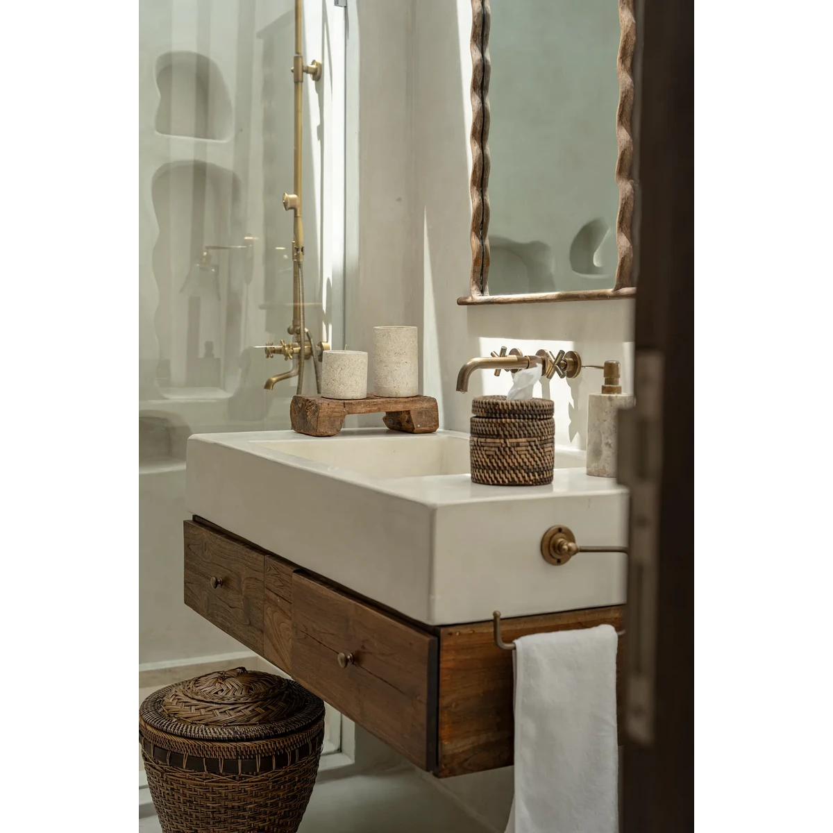 The Colonial Tissue Box - Natural Brown