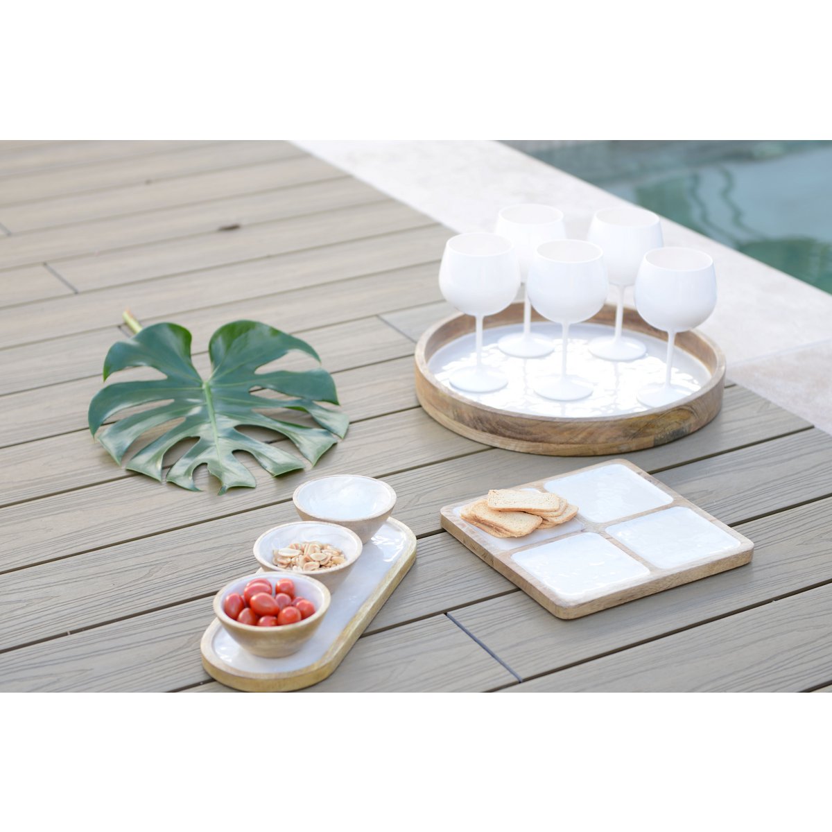 White square 4 Mangoier wooden compartments
