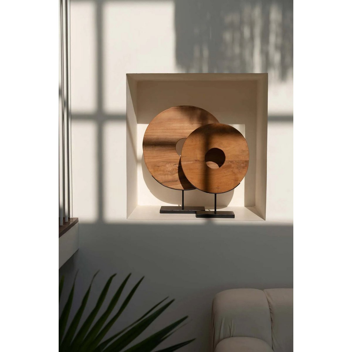 The Teak Disc on Stand - L
