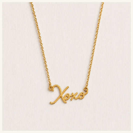 Delicate 'Xoxo' necklace