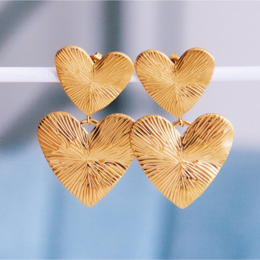 Statement earring 2 hearts