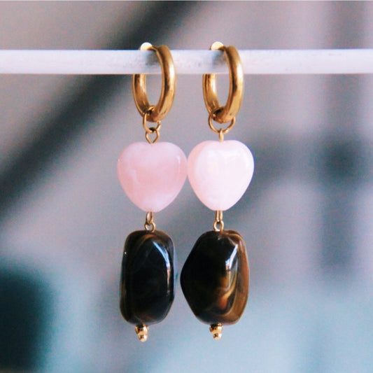 Stainless steel wide hoop with nugget and heart - brown/light pink