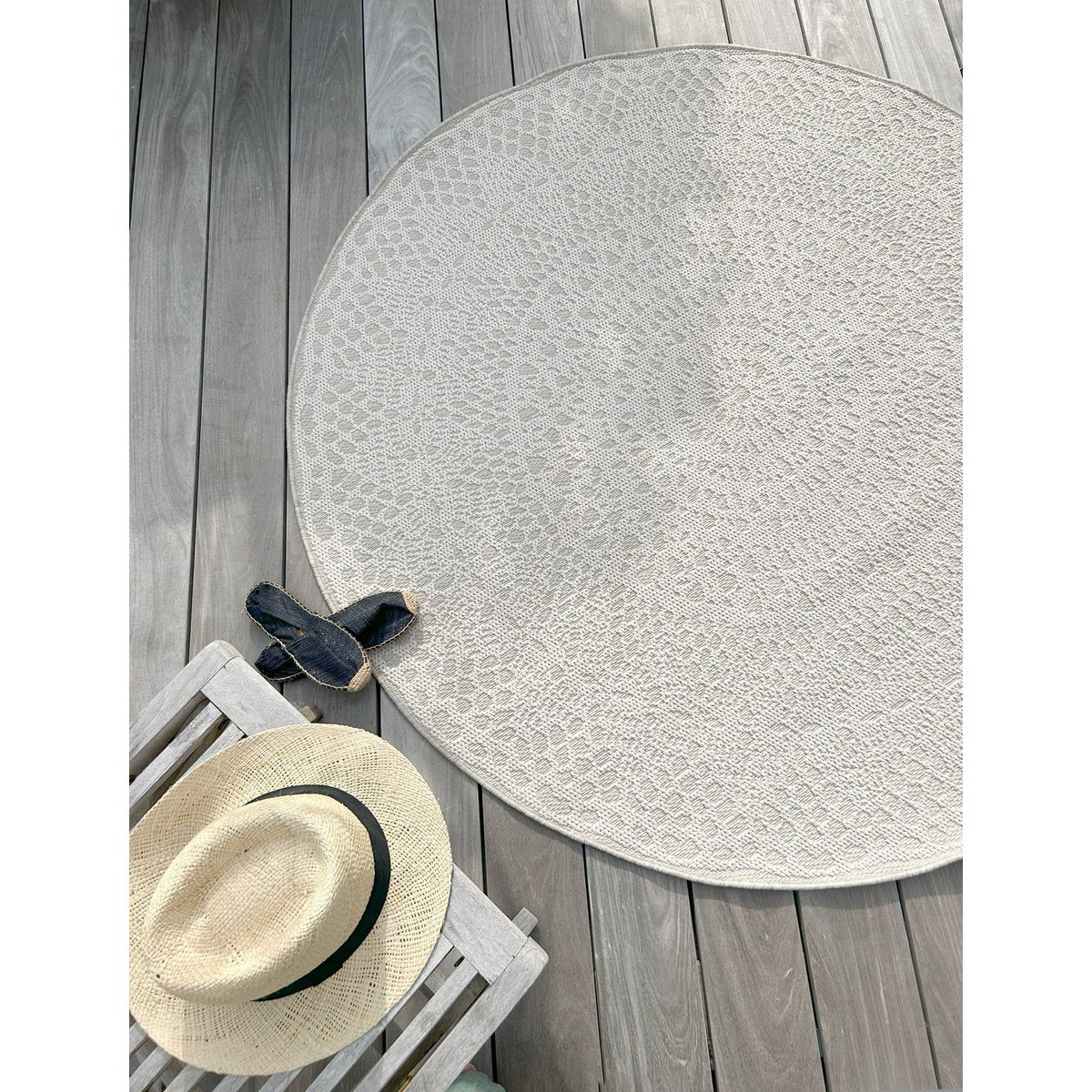 CROCHET round decorative rug