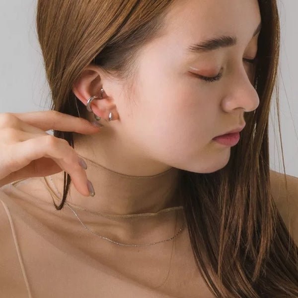 Geometric Line Small Ear Cuff- One Piece