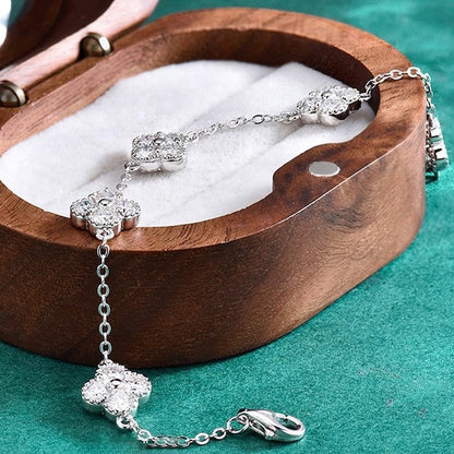 Eternal Clover Moissanite Bracelet
